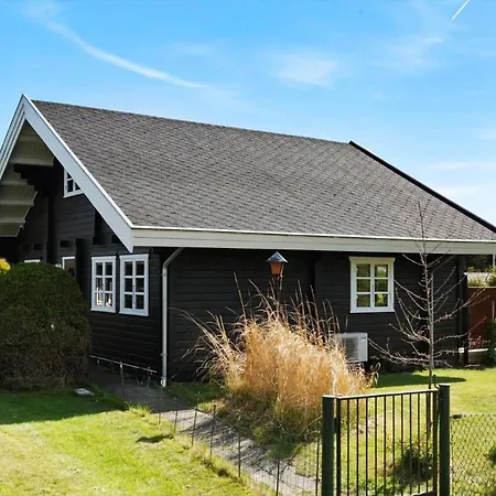 M291-vaeggerlose-druevej-10 * Bøtø By